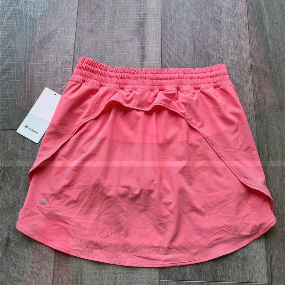 Lululemon Hotty Hot High-Rise Skirt in Raspberry Cream Size 10 - Picture 2 of 3